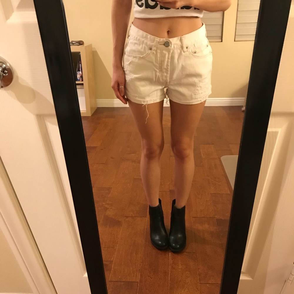 BDG Mr Tom Girl Short